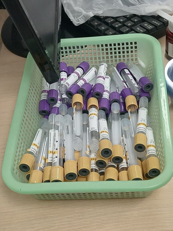 Blood sample collection tube used for laboratory testing