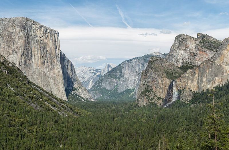 Tunnel View of Yosemite Valley in Yosemite National Park